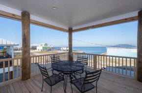 Nautical themed Bayside Home